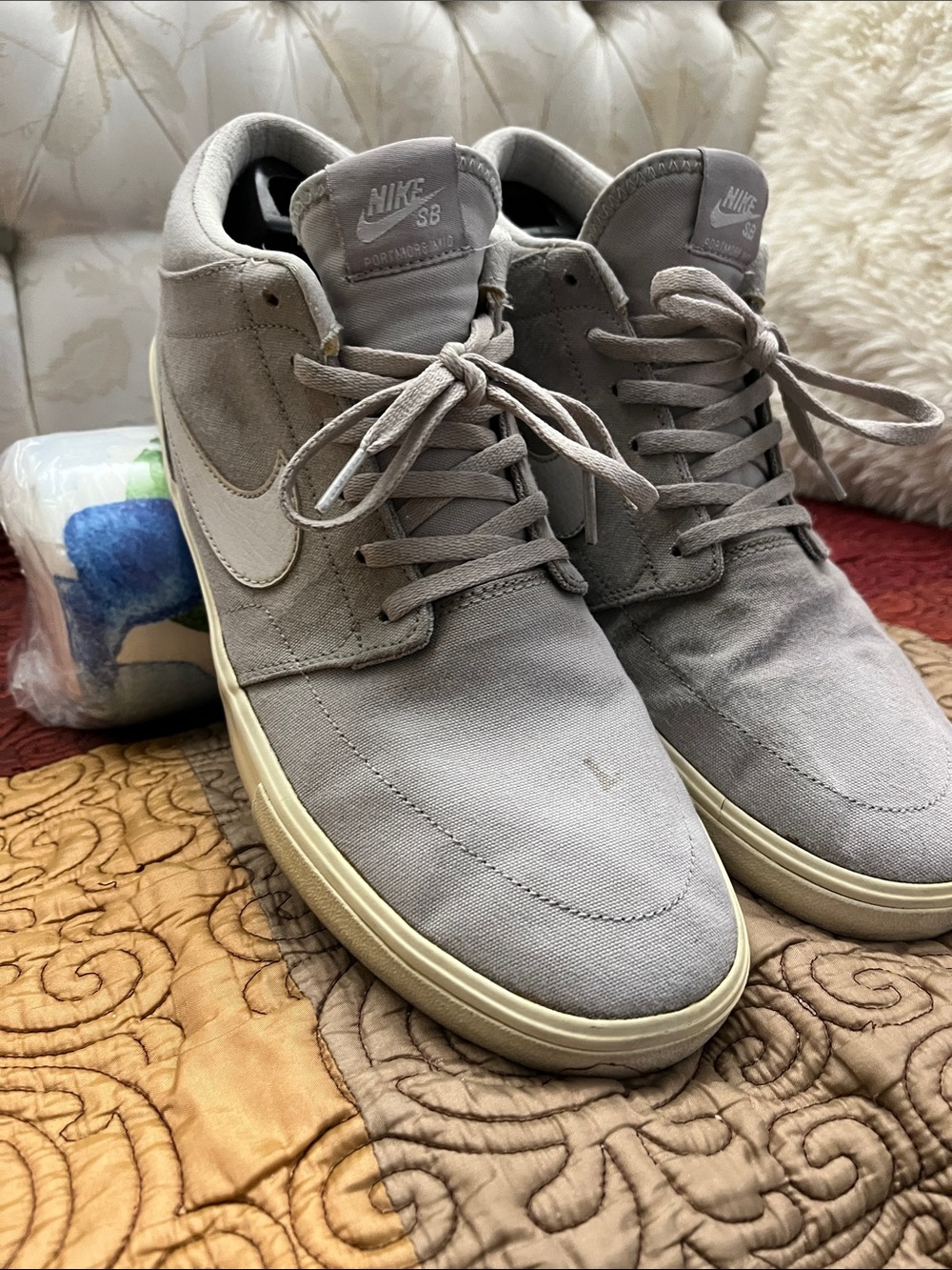 Nike Men’s Light Gray Nike SB Canvas Sneakers / Size 12 - Picture 3 of 8